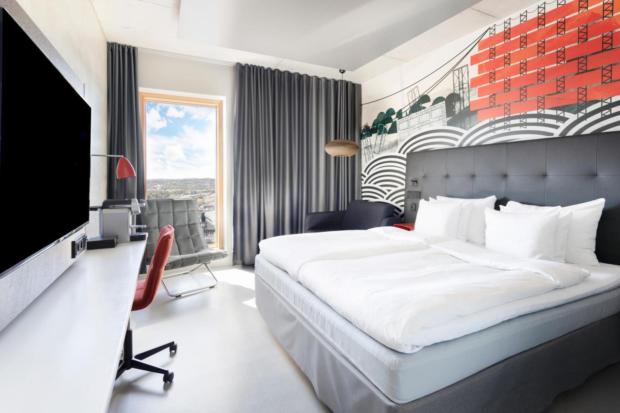 Superior King Room with Extra Bed